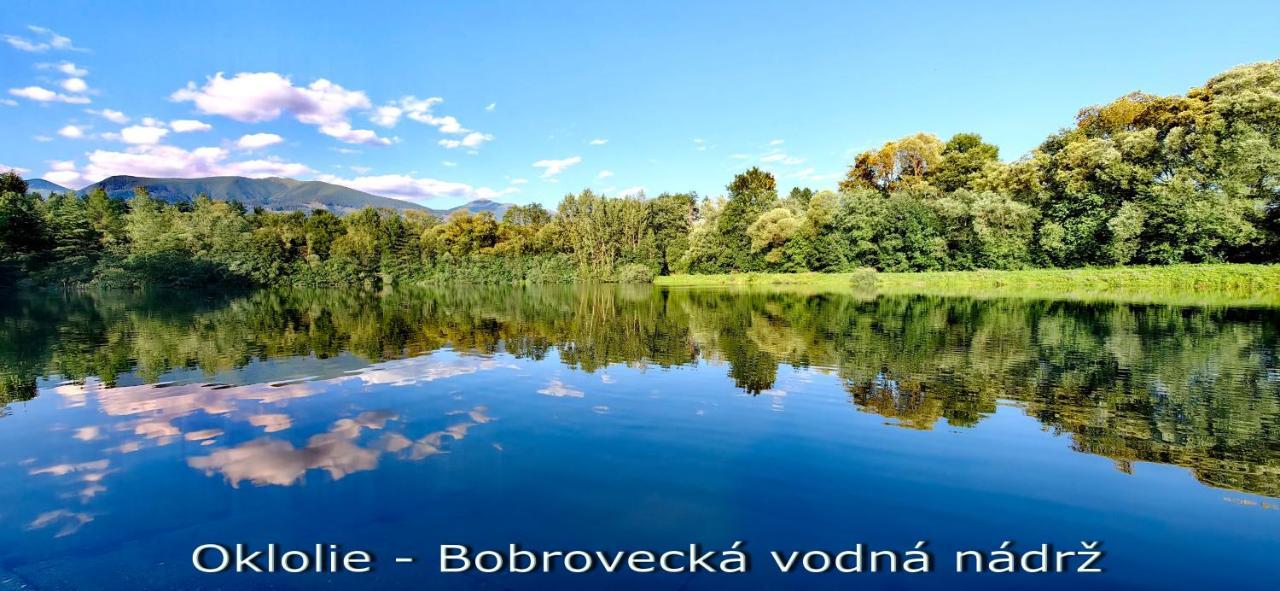 Liptovský Mikuláš Jurika Liptovアパートホテル エクステリア 写真
